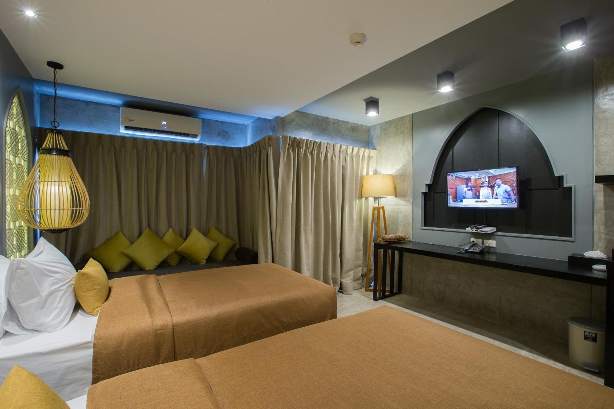 Patong Signature Boutique Hotel Exterior foto