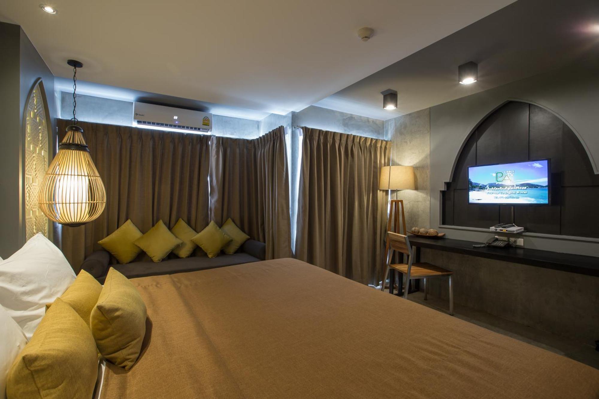 Patong Signature Boutique Hotel Exterior foto